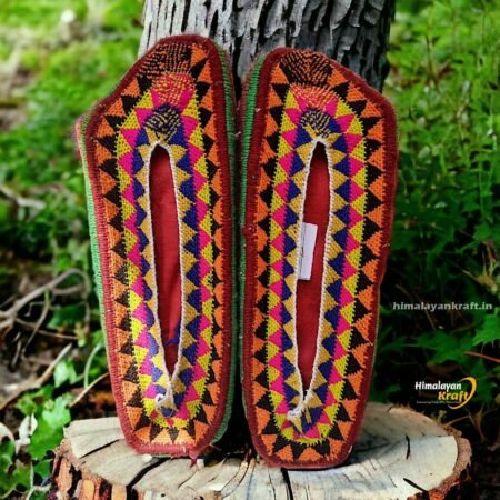 Eco Chic Footwear: Pahadi Hemp Pulla Slippers - Walk Naturally
